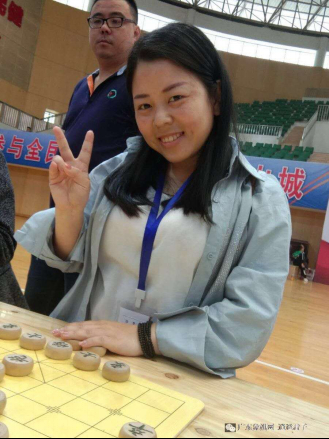 重庆第七届冉氏杯公开赛鸣金何媛喜获女子组冠军