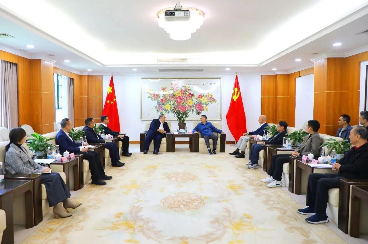 �㶫ʡ����Э��᳤���մ��ӵ���ƽ���������Ļ��ƹ㹤��