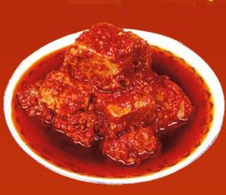 陕西汉中市城固县上元观红豆腐以优质黄豆为原料,以卤水(当地人