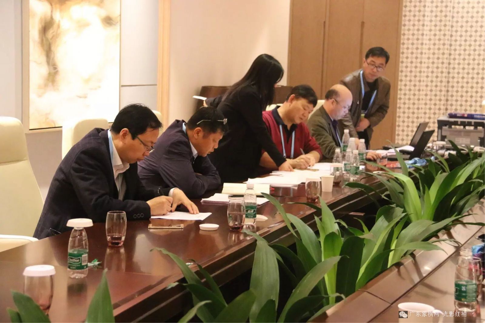 图片点击可在新窗口打开查看